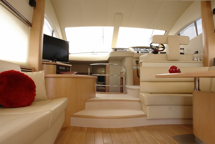 Interiores Barcos Lanchas :: Borrello Tapicería y Diseño